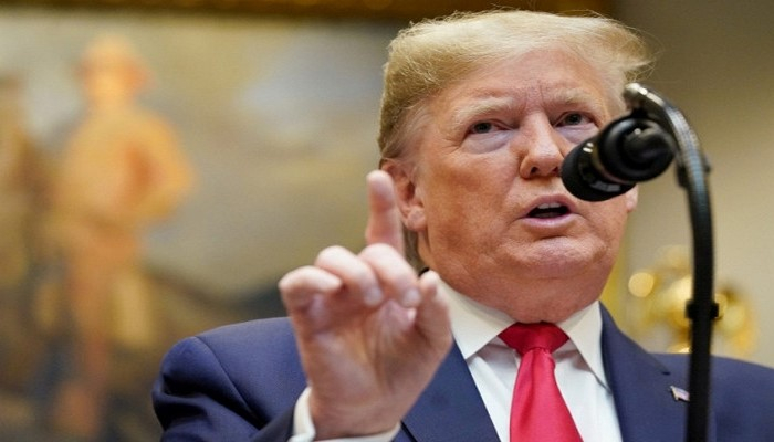 Президент США пьет таблетки от коронавируса