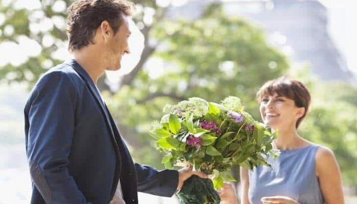 Kişilər necə qadınlarla sevgili olmaq istəyirlər?