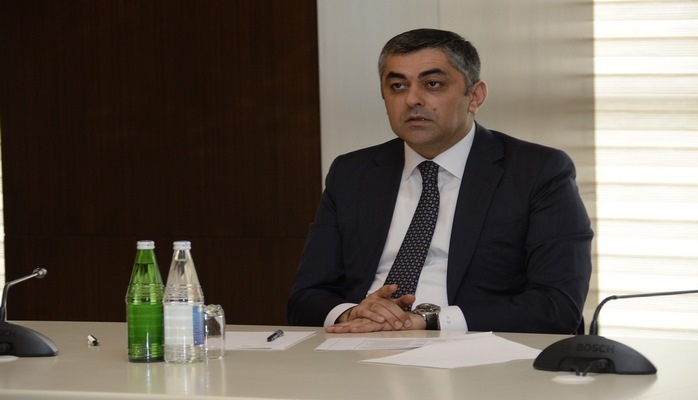 Рамин Гулузаде: В Азербайджане будет усовершенствован механизм регулирования пассажирских и грузовых перевозок