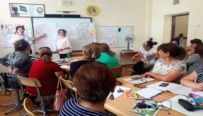Более 800 учителей бакинских школ приняли участие в курсах повышения квалификации