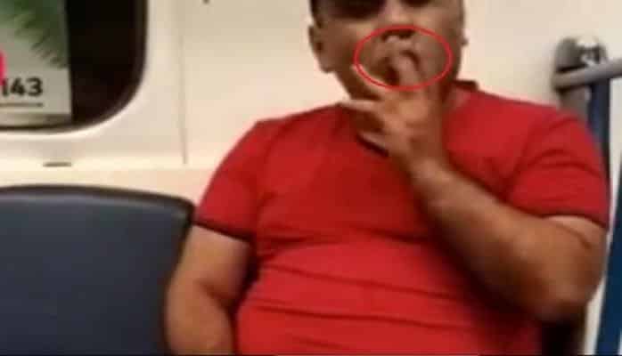 Bakı metrosunda siqaret çəkən cərimələndi