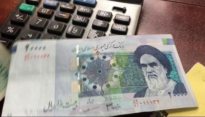 İran pulunu dəyişir