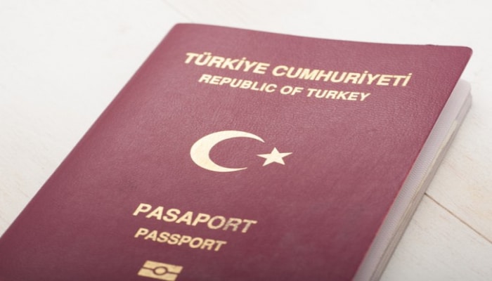 Азербайджан отменил визовый режим для граждан Турции