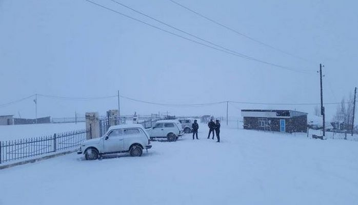 В северных района Азербайджана выпало до 10 сантиметров снега
