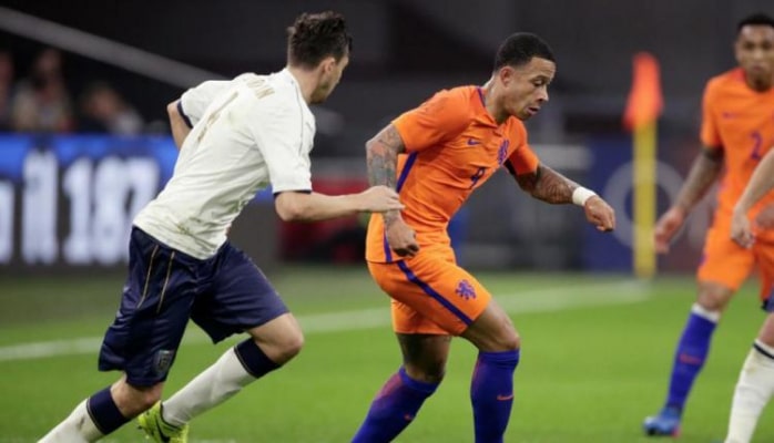 Niderlandda bütün oyunlar dayandırılıb