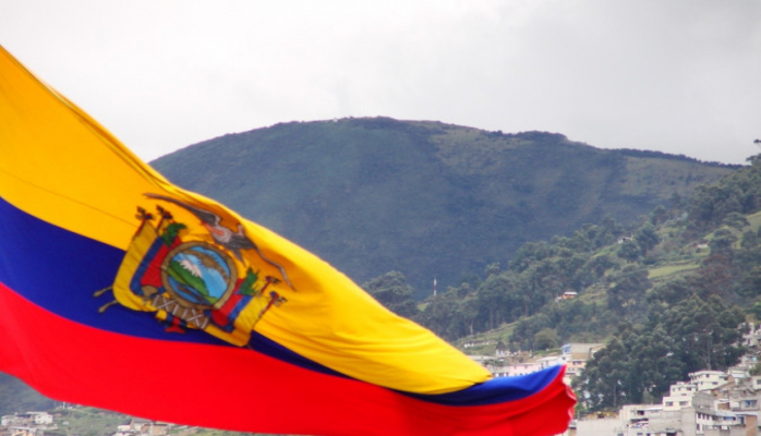Министр энергетики Эквадора подал в отставку