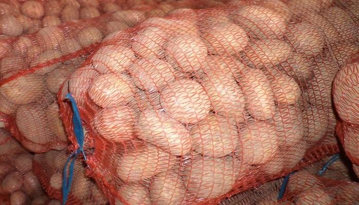 В Азербайджан запрещен ввоз до 50 тонн иранского картофеля