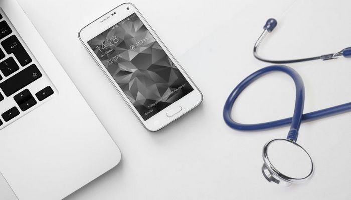 Эксперты рассказали об опасности онлайн-самодиагностики заболеваний через интернет