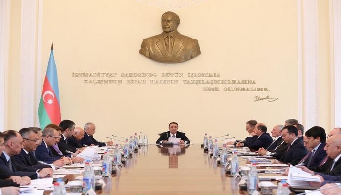 Новруз Мамедов: Создание в Азербайджане центров профобразования не даст эффекта без современной материально-технической базы