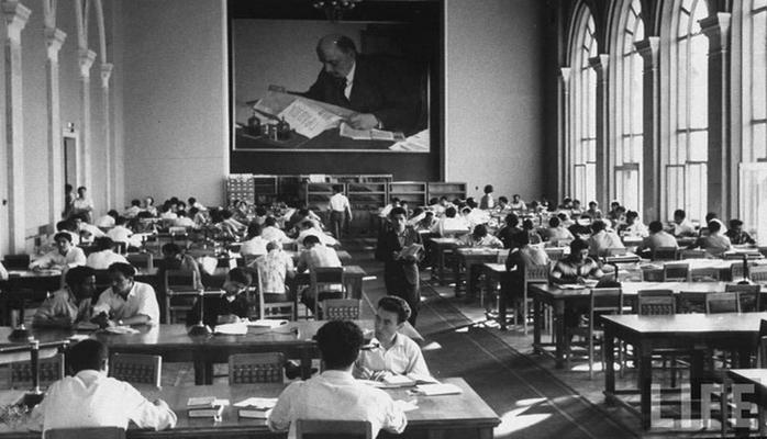 История появления библиотек в Баку