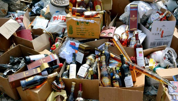 Sumqayıtda Ermənistan istehsallı spirtli içkilər məhv edildi