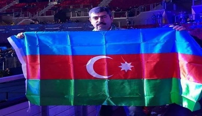 Азербайджанский фанат: Когда звучал наш гимн, армяне встали