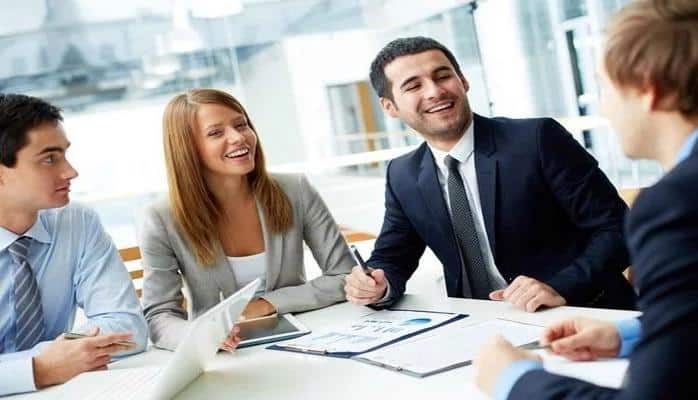 Qadın beyni təklikdə, kişi beyni isə kollektivdə daha yaxşı işləyir