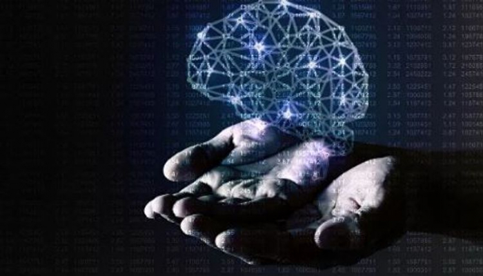 Rusiyalı nevroloq insan beyninə mikroçiplərin implantasiyası risklərini qiymətləndirib