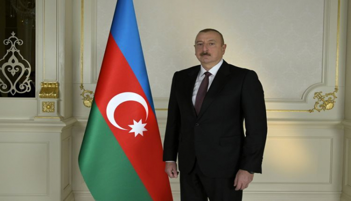 Президент Ильхам Алиев поздравил президента Вьетнама