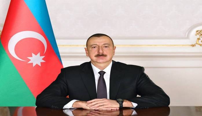 Повышены оклады азербайджанских ученых