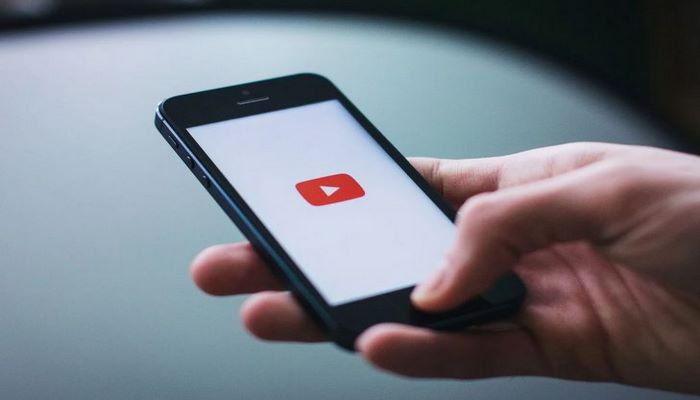 YouTube будет уведомлять засидевшихся допоздна пользователей о том, что пора спать