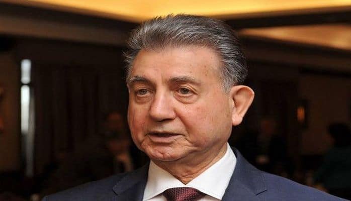 Prezident Akif Əlizadəni təltif etdi