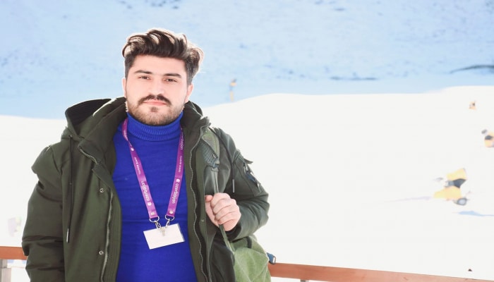 Şair: “Ən yaxşı sevgi şeirlərimi o qadına yazmışam” – Müsahibə