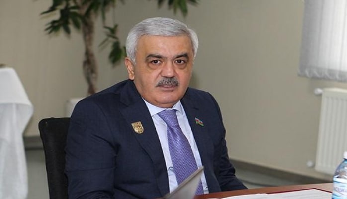 Rövnəq Abdullayev yeni direktor təyin etdi