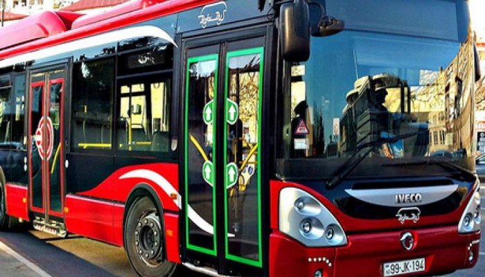 2 nömrəli avtobus niyə 40 dəqiqədən bir GƏLİR? - AYNA-dan CAVAB