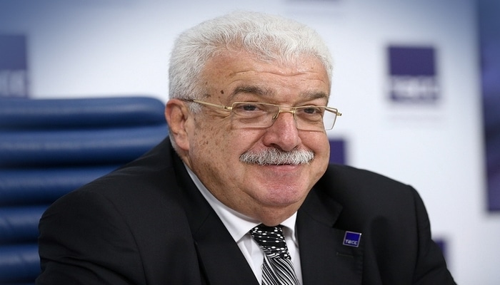 Mixail Qusman: Bakıya "Qəhrəman şəhər" statusu verilsin!