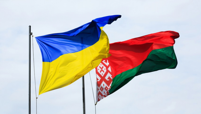 Ukrayna Belarusla bütün əlaqələri dayandırıb