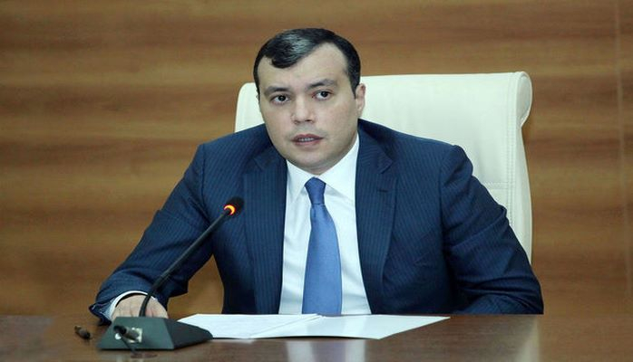Азербайджанский министр ищет советников