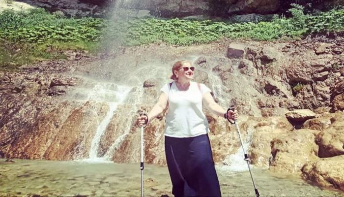 Hamını “Evdə qal”mağa səsləyən ÜST rəsmisi Quba və Qusarda dincəlir