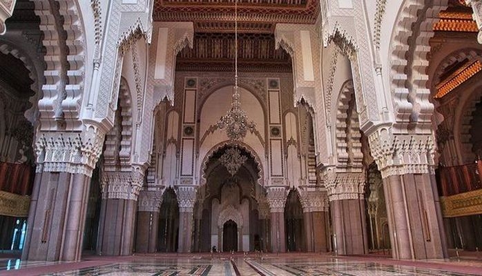 Atlantik okeanı sahillərində dünyanın ən hündür məscidi