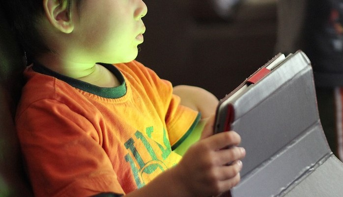 Hansı ölkənin uşaqları planşetə daha çox bağlıdır – “Google” açıqladı