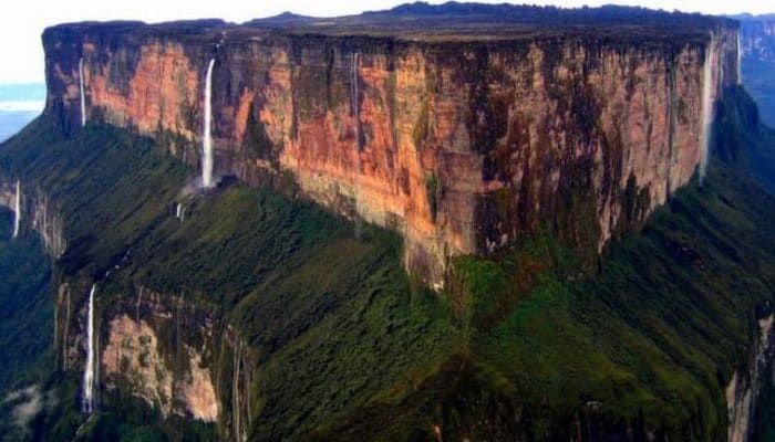 Dünyanın 6 ən qəribə yeri