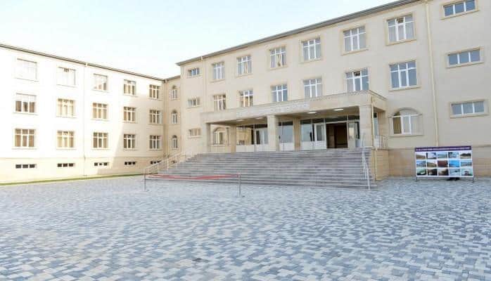 В Азербайджане изменены правила приема на работу директоров школ