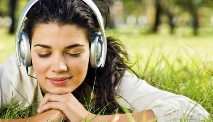 Alimlər: Musiqi insanı sakitləşdirir və depressiyadan xilas edir