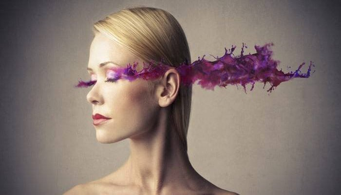 Kişilərin qadınlarda bəyəndiyi makiyajlar