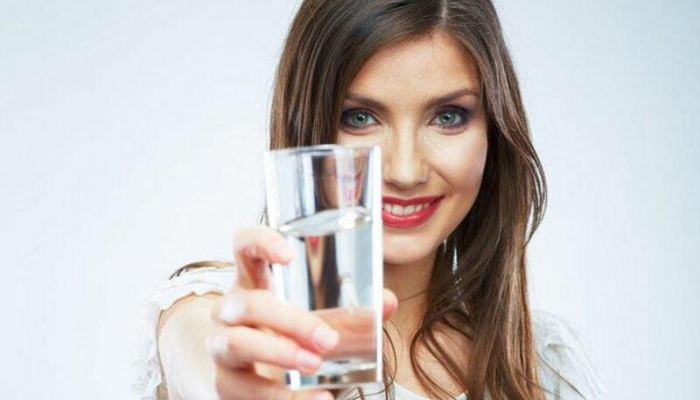 Gündə nə qədər su içmək lazımdır?