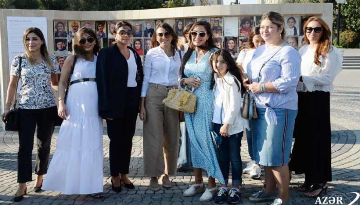 Leyla Əliyeva fotosərgi açılışında iştirak etdi