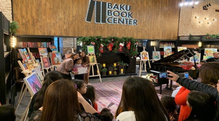 “Rənglər vadisi” adlı rəsm sərgisi təşkil olunub