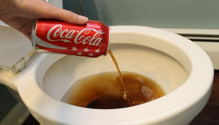 “Coca-Cola” içkinin zərərini gizlətmək üçün alimlərə “haqq” ödəyirmiş