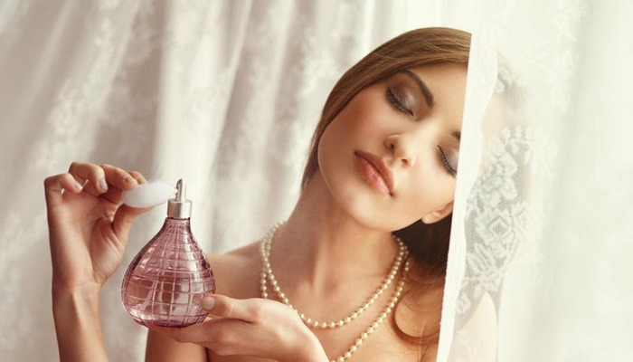 Dünya şöhrətli parfüm eksperti: “Eyni ətir qadın və kişi bədənində...”