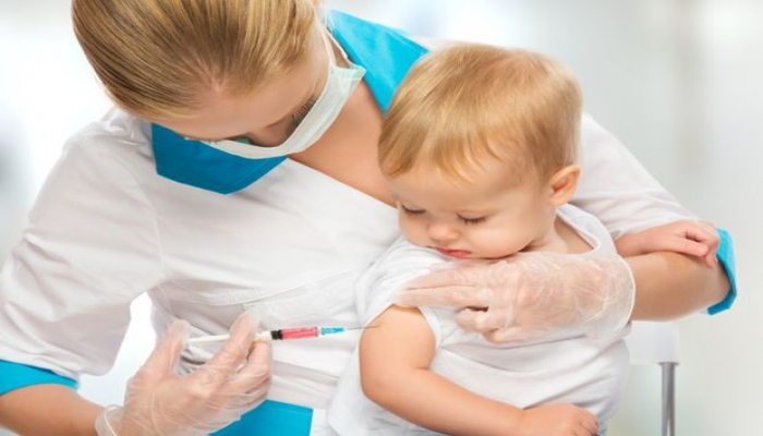 В Азербайджане всем детям будут сделаны прививки