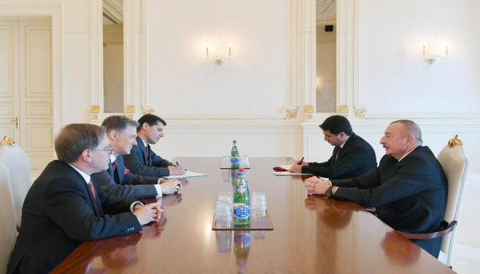 Президент Ильхам Алиев принял советника заместителя госсекретаря США