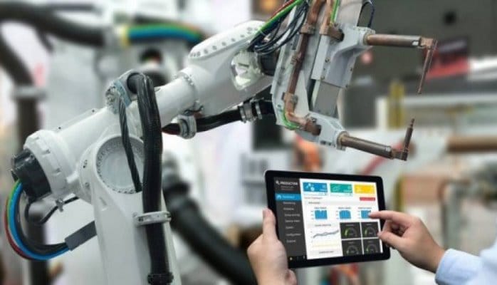 Çinin işçi qüvvəsinin 5 faizi robotlar olacaq