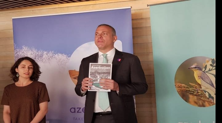 Azərbaycan turizmini dünyadan tanıdan jurnalın təqdimatı keçirildi