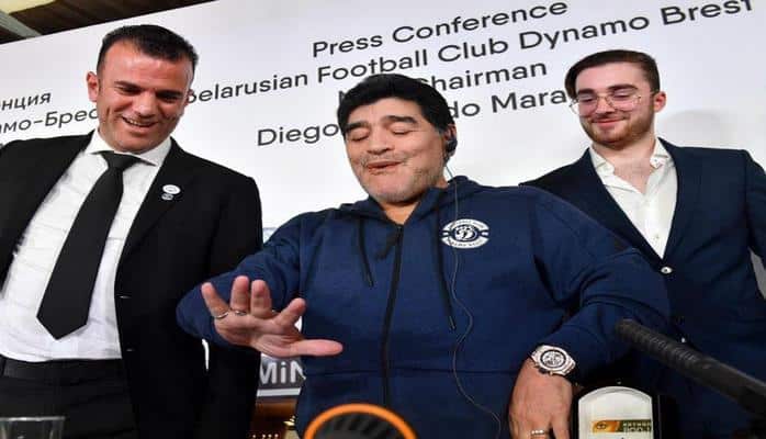 Maradona Belarus klubundan gedir