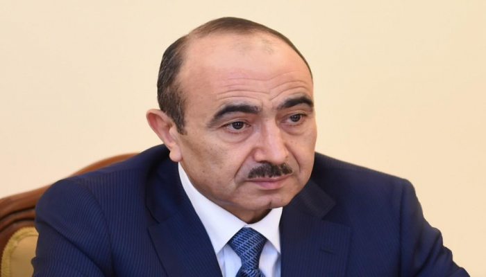 Али Гасанов: Азербайджанская власть открыта к сотрудничеству с каждым лицом и с каждой группой, желающей служить государству и государственности