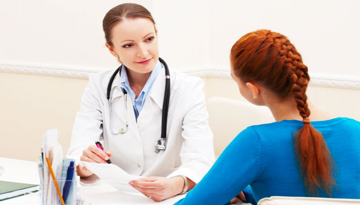 “Qızlarını həkimə aparmırlar ki, görən olar, qız evdə qalar”