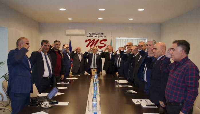 Media kapitanlarından Türkiyəyə əsgər salamı