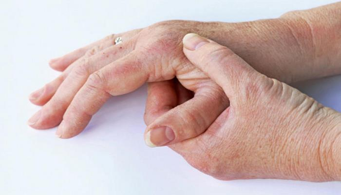 Почему немеют пальцы?