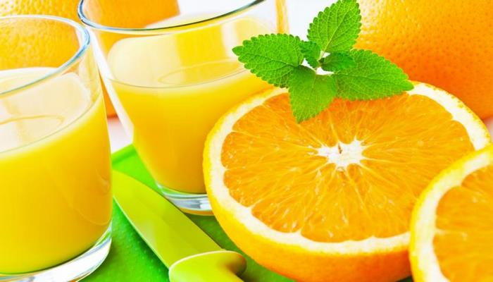 Апельсиновый сок полезнее самого фрукта